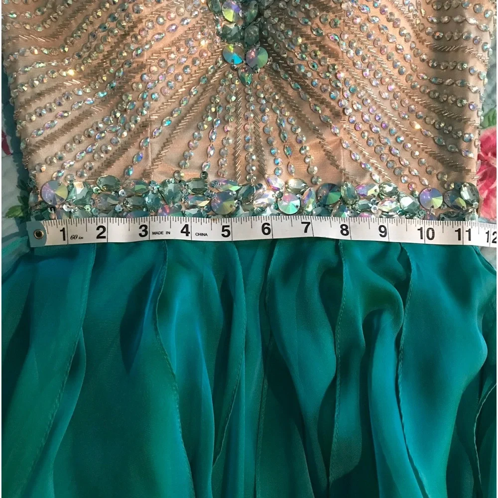 Sherri Hill Short Party Dress - Picture 7 of 16